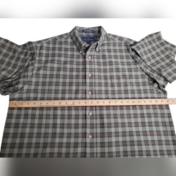 John Ashford Men's Wrinkle free Oxford. Brown green plaid. XL - Picture 9 of 11